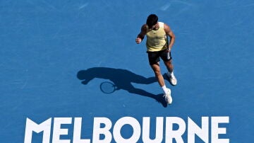 Carlos Alcaraz celebra un punto en el Open de Australia