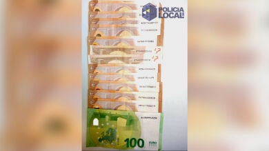 Un ciudadano de Tenerife encuentra 700 euros en un cajero y los devuelve a su dueño 