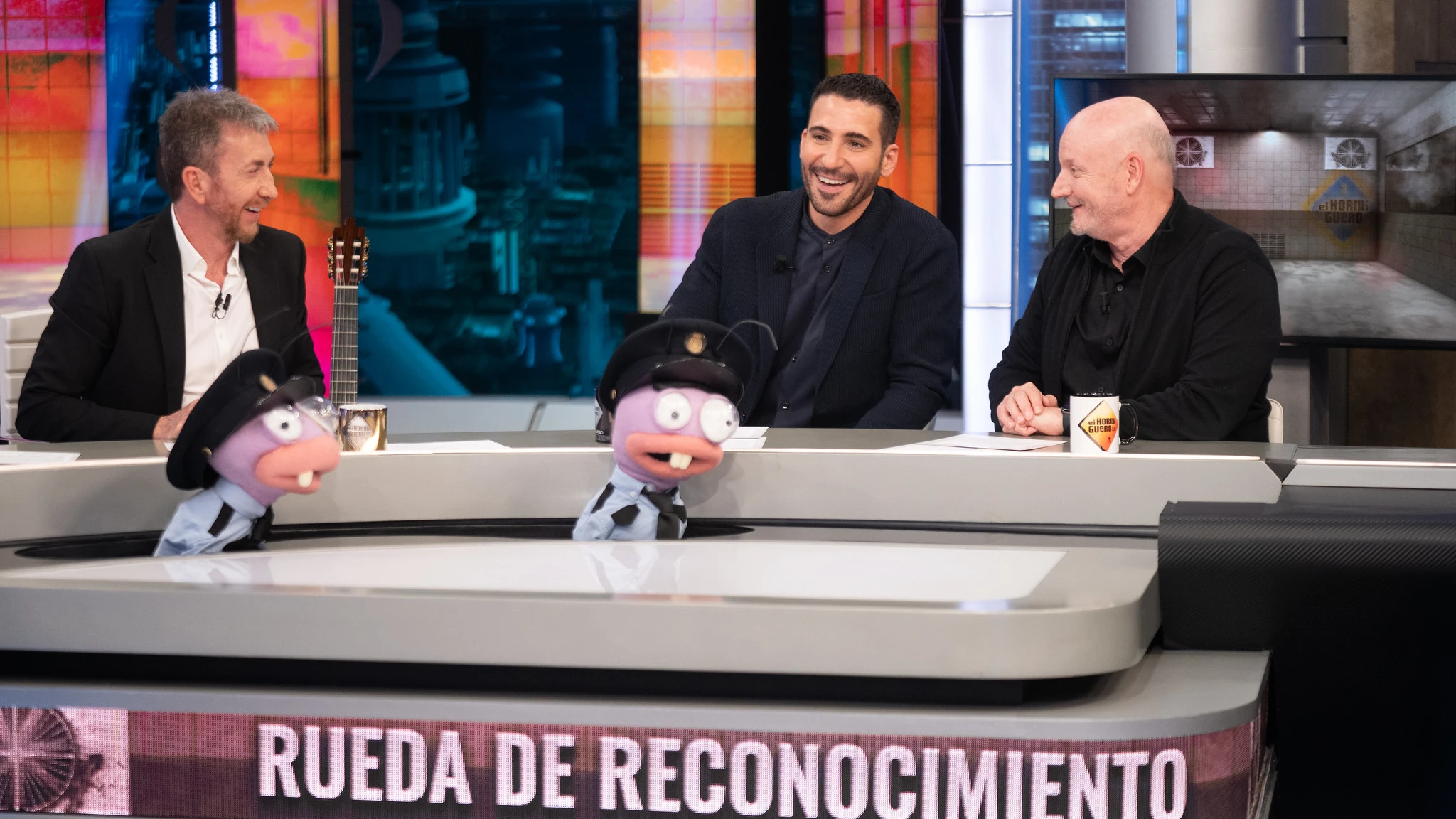 &iexcl;Rueda de reconocimiento! Miguel &Aacute;ngel Silvestre y Juan Jos&eacute; Campanella demuestran sus cualidades como detectives