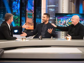¿Cuáles son las medidas de Miguel Ángel Silvestre? ¡Pablo Motos lo calcula en directo en El Hormiguero! ¿Cuáles son las medidas de Miguel Ángel Silvestre? ¡Pablo Motos lo calcula en directo en El Hormiguero!