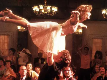 El salto de Jennifer Grey y Patrick Swayze en Dirty Dancing El salto de Jennifer Grey y Patrick Swayze en Dirty Dancing