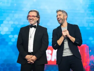 El chiste de Pepe Navarro que hace estallar en carcajadas a Roberto Leal El chiste de Pepe Navarro que hace estallar en carcajadas a Roberto Leal