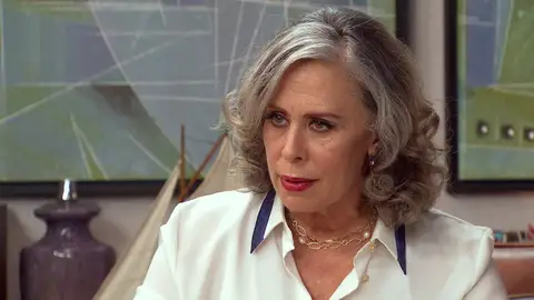 Claudia enfrenta la furia de Elena por su teoría sobre la muerte de Chimo Claudia enfrenta la furia de Elena por su teoría sobre la muerte de Chimo