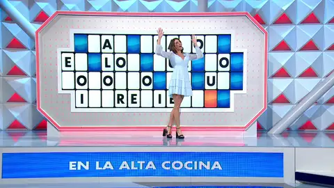 El vacile de Laura Moure al levantar todas las vocales del panel El vacile de Laura Moure al levantar todas las vocales del panel