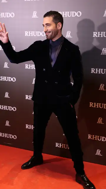 Miguel Ángel Silvestre posando ante los medios Miguel Ángel Silvestre posando ante los medios