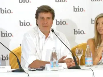 Cayetano Martínez de Irujo, el gran apoyo de Genoveva Casanova: así ha sido su historia hasta convertirse en cómplices Cayetano Martínez de Irujo, el gran apoyo de Genoveva Casanova: así ha sido su historia hasta convertirse en cómplices