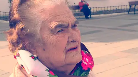 La estafadora de Milagros, una mujer ecuatoriana que se compró un coche con los 30.000 euros que le robó La estafadora de Milagros, una mujer ecuatoriana que se compró un coche con los 30.000 euros que le robó