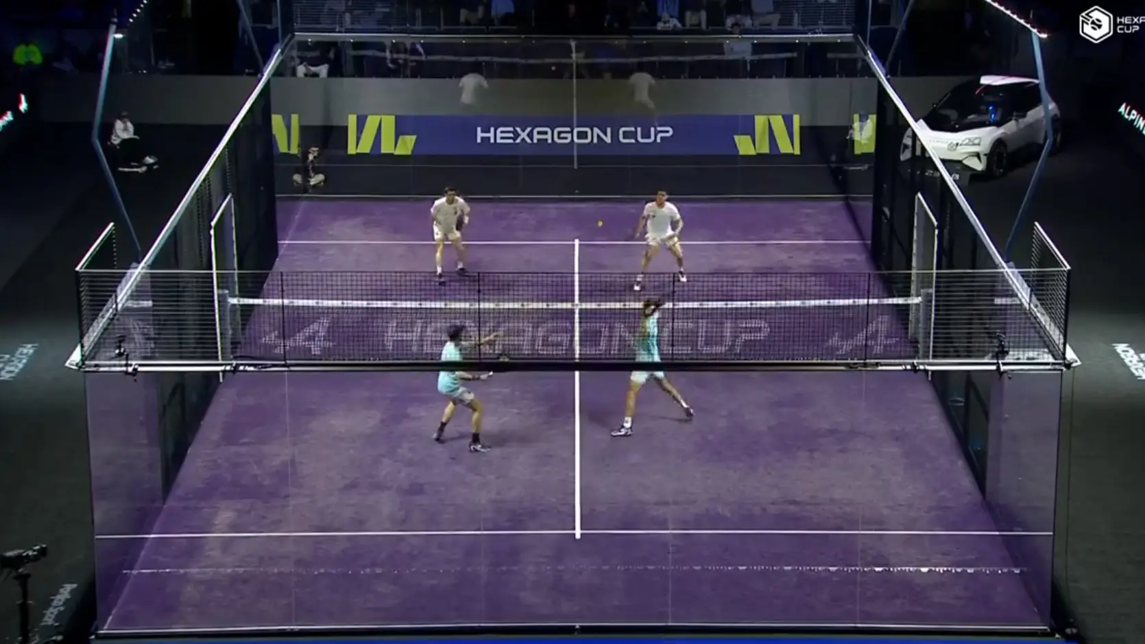 Paquito Navarro y Juan Mart&iacute;n D&iacute;az, en acci&oacute;n en la Hexagon Cup