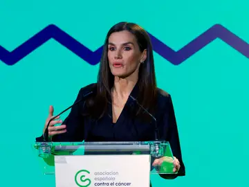 La Reina Letizia, en el acto del Día Mundial contra el Cáncer La Reina Letizia, en el acto del Día Mundial contra el Cáncer