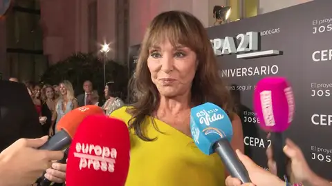 Mari Ángeles Grajal desmiente tener una relación con el empresario José Gandía: "No tengo una nueva vida" Mari Ángeles Grajal desmiente tener una relación con el empresario José Gandía: "No tengo una nueva vida"