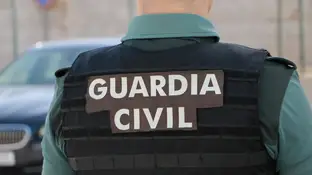 Imagen de archivo de un agente de la Guardia Civil Imagen de archivo de un agente de la Guardia Civil