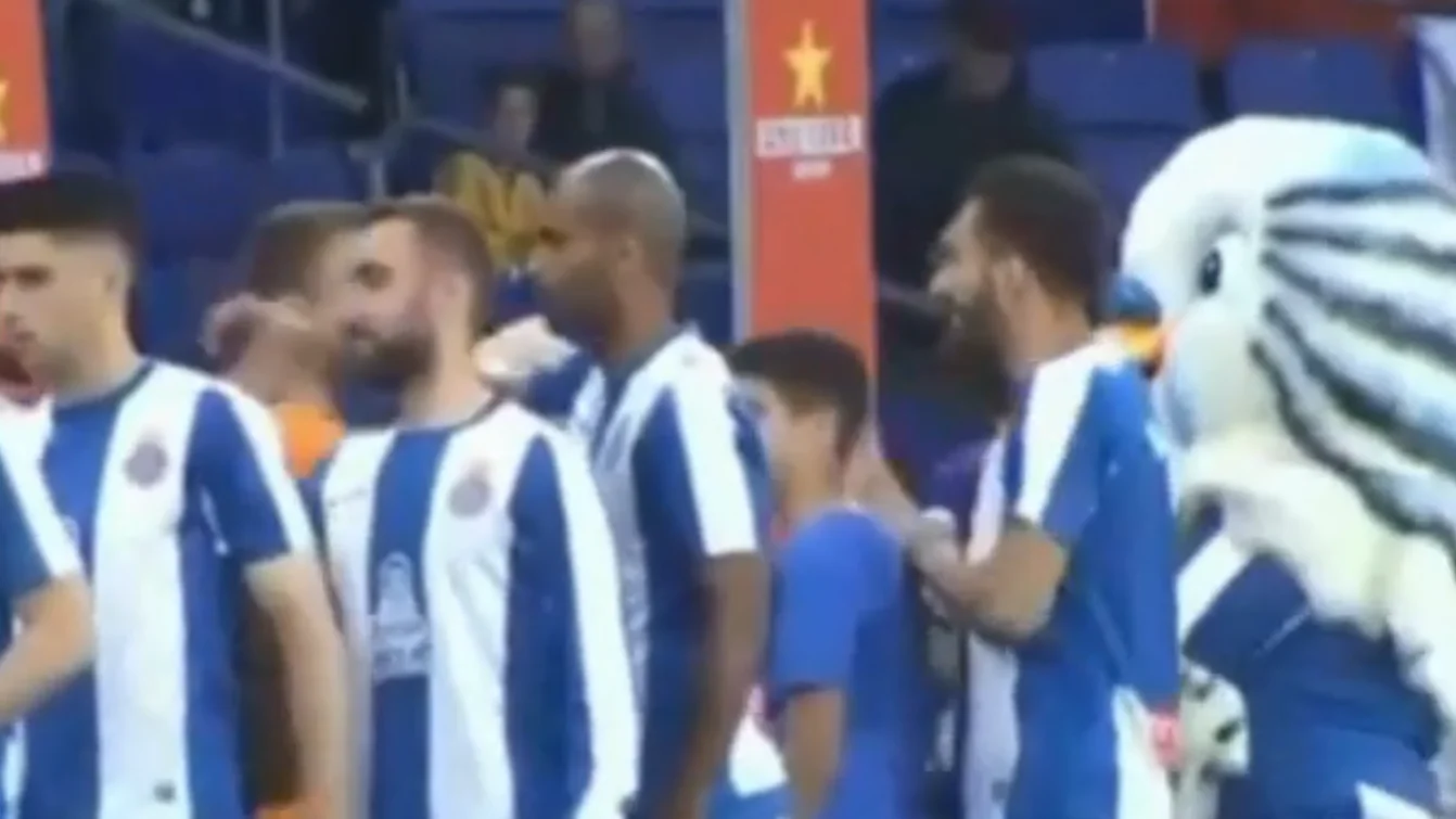 Nuevo vídeo del presunto abuso sexual de Hugo Mallo Nuevo vídeo del presunto abuso sexual de Hugo Mallo