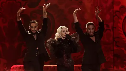 Nebulossa en el Benidorm Fest 2024 Nebulossa en el Benidorm Fest 2024