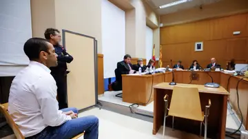 Dani Alves, durante el juicio en el Audiencia de Barcelona