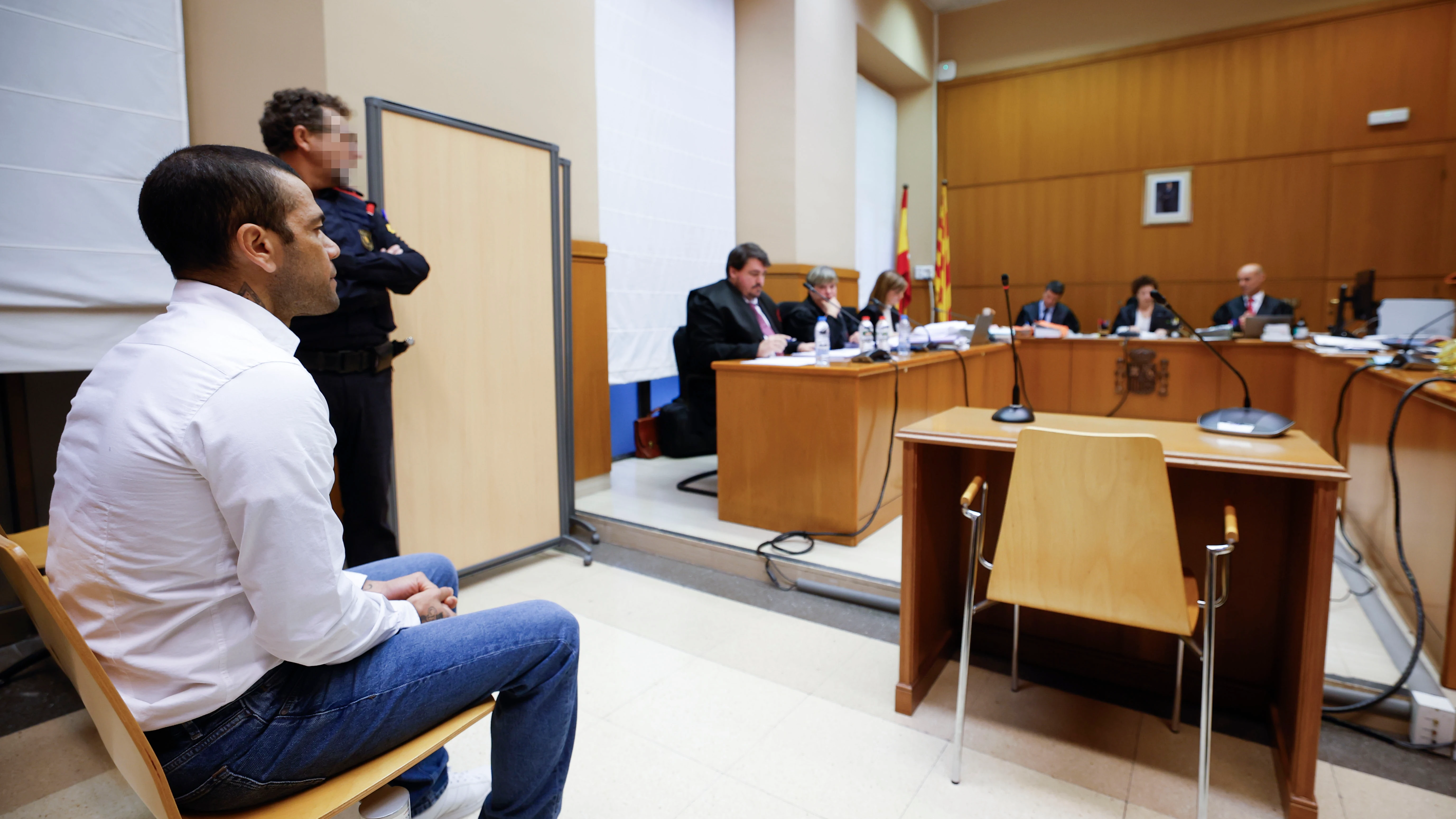 Dani Alves, durante el juicio en el Audiencia de Barcelona Dani Alves, durante el juicio en el Audiencia de Barcelona