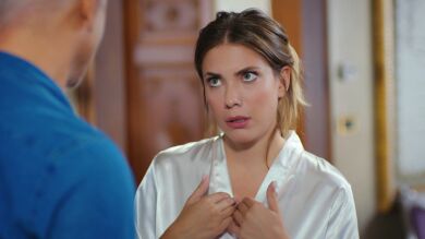 Yildiz, preocupada porque Halit le pida que firme un contrato prematrimonial… ¡No se imagina la que se le viene encima!
