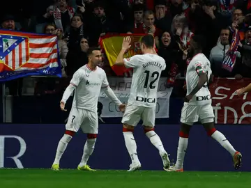 Berenguer celebra el gol de penalti en el Metropolitano (0-1) Berenguer celebra el gol de penalti en el Metropolitano (0-1)