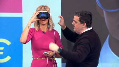 La curiosa reacción de Susanna Griso tras estrenar las gafas de realidad aumentada: 