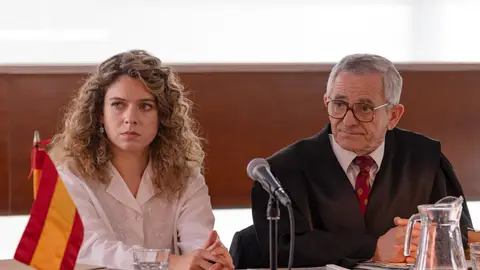 En el próximo capítulo de Amar es para siempre: arranca el juicio de Elena contra Lola En el próximo capítulo de Amar es para siempre: arranca el juicio de Elena contra Lola