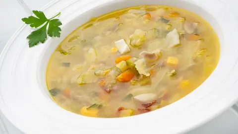 Sopa de hortalizas con jamón y huevo cocido, de Arguiñano: "Un plato excelente" Sopa de hortalizas con jamón y huevo cocido, de Arguiñano: "Un plato excelente"
