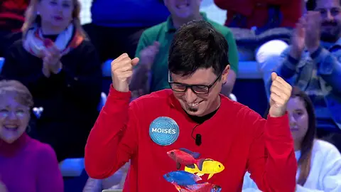 La broma de Moisés que provoca la euforia de Roberto Leal: “¡Por fin en 183 programas!”