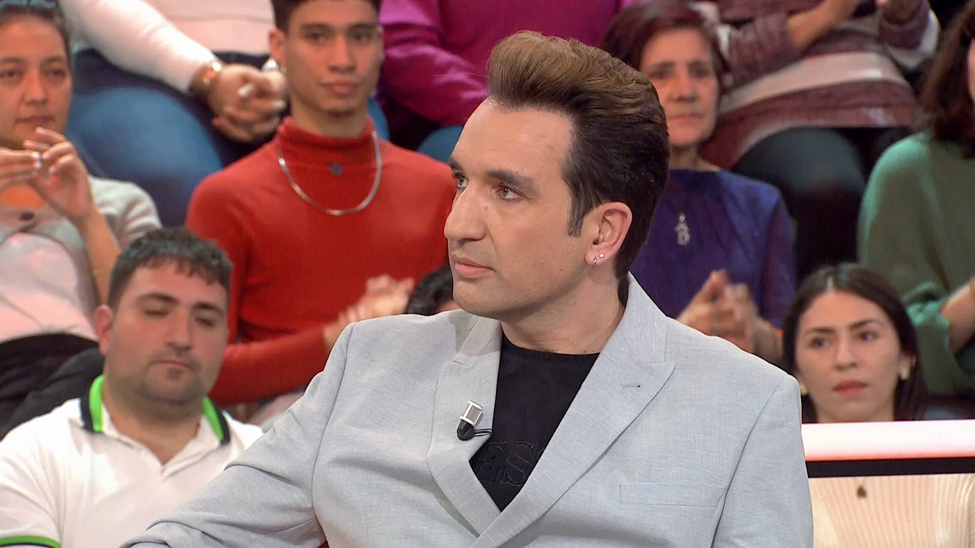 Miguel Lago, padre de un hijo adoptado, pide no estigmatizar: "Robin ha multiplicado el amor que había en mi casa" Miguel Lago, padre de un hijo adoptado, pide no estigmatizar: "Robin ha multiplicado el amor que había en mi casa"