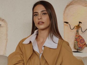 &iexcl;As&iacute; es Dilara S&uuml;mb&uuml;l, la actriz que da vida a Elif, la melliza de Berk, en Hermanos!