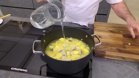 Cubre con abundante agua Cubre con abundante agua