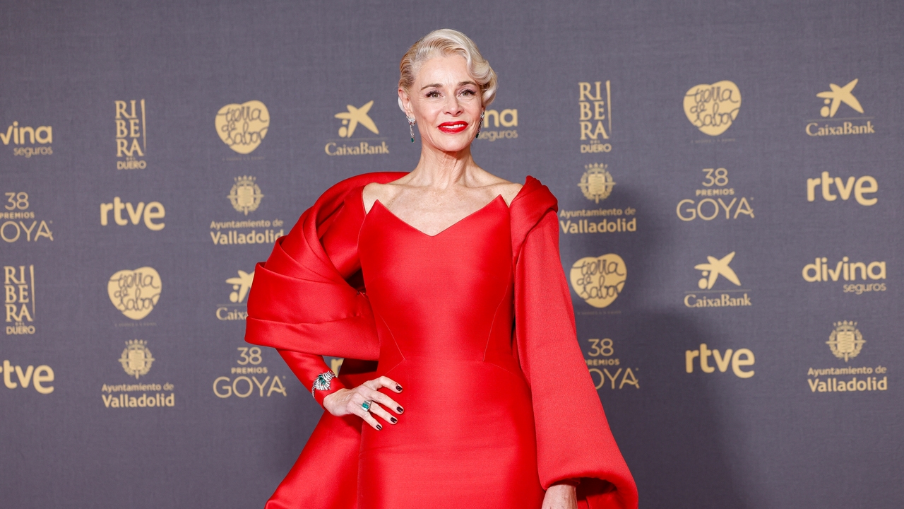 Belén Rueda impacta con un vestido made in Spain inspirado en el ...