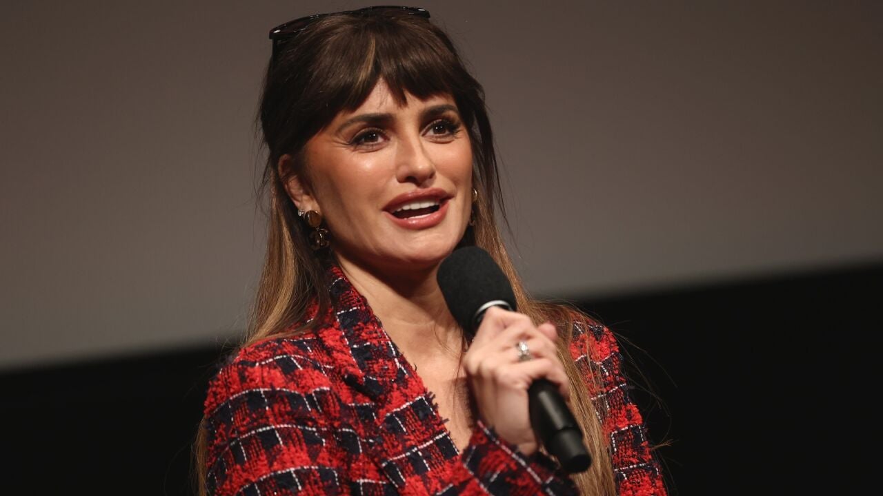 Penélope Cruz nos habla sobre la diferencia de educar a sus hijos en