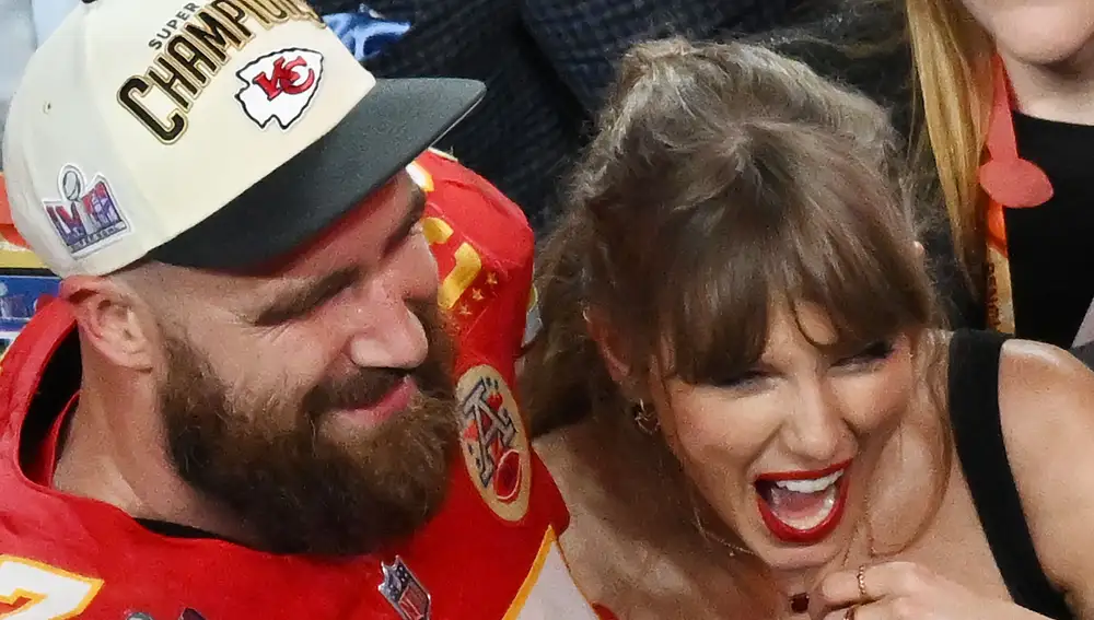 Taylor Swift y Travis Kelce en la Super Bowl