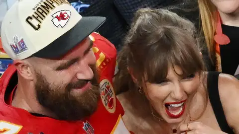 Taylor Swift y Travis Kelce en la Super Bowl Taylor Swift y Travis Kelce en la Super Bowl
