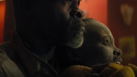 Lupita Nyong'o y Dijimon Hounsou en Un lugar tranquilo: Día Uno