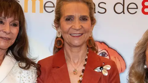 La infanta Elena, en una entrega de premios en Madrid La infanta Elena, en una entrega de premios en Madrid