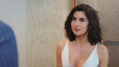 Şahika deja a Mert sin palabras con una arriesgada propuesta: “¿Y si desvalijamos esta empresa?” 