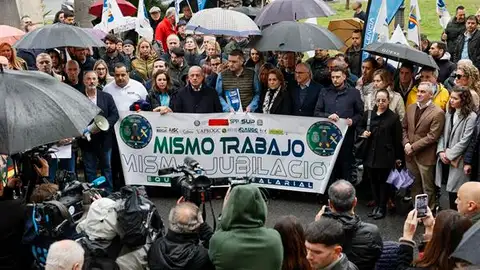 Concentración de Policía Nacional y Guardia Civil en Valencia Concentración de Policía Nacional y Guardia Civil en Valencia