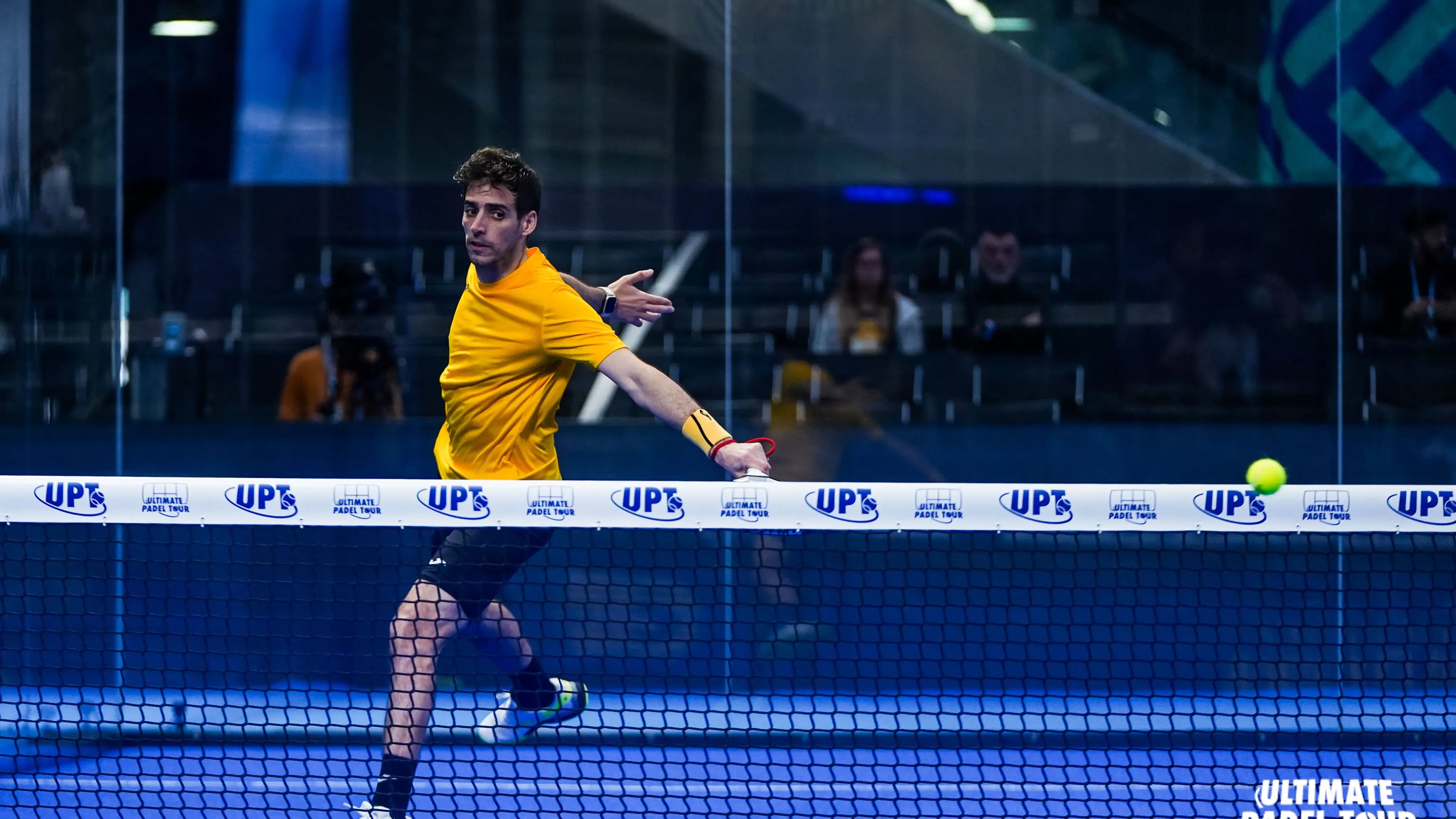 Un jugador en acción en el A Coruña Open Un jugador en acción en el A Coruña Open