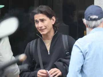 Enzo Vogrincic en la calle Enzo Vogrincic en la calle