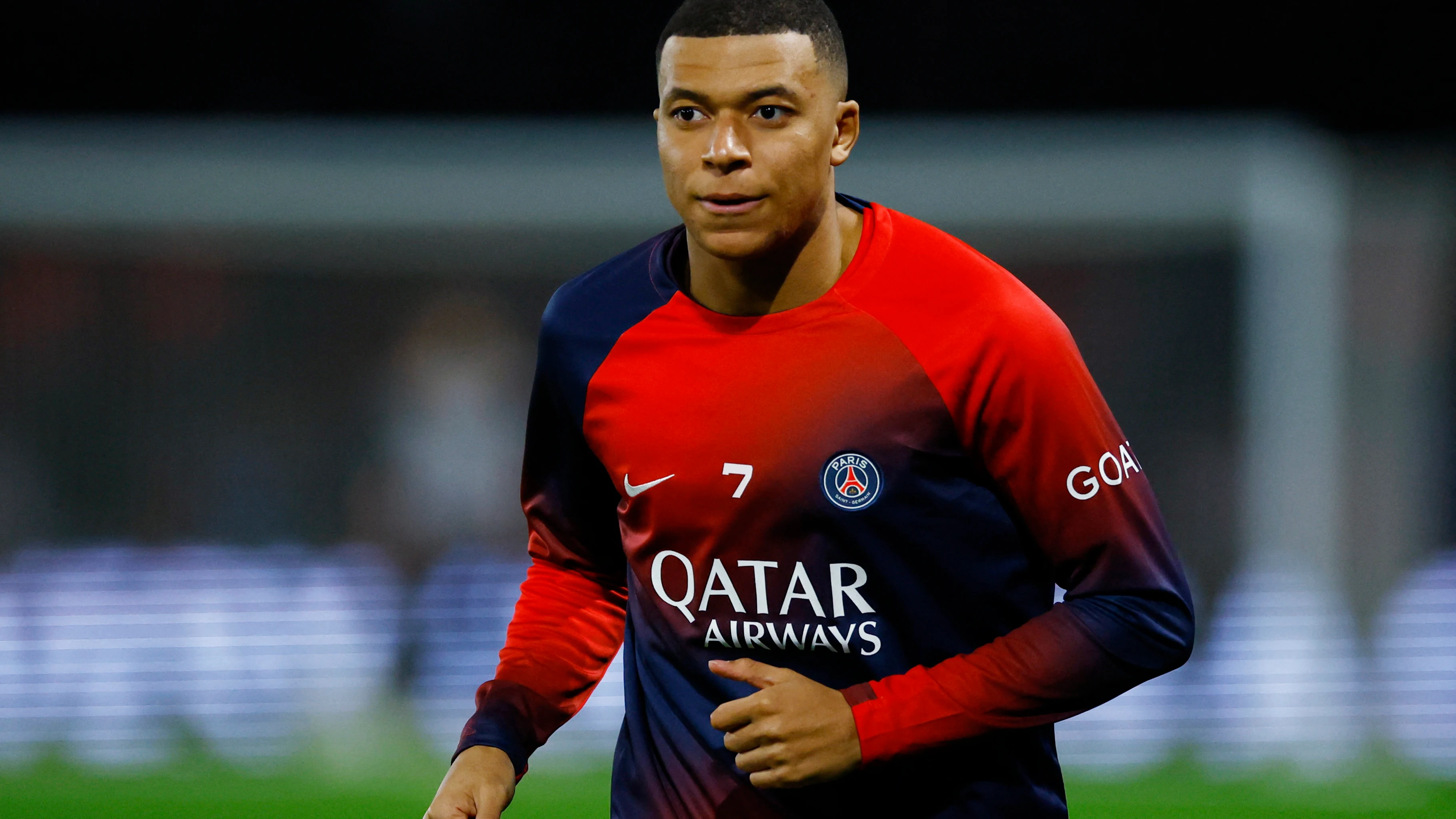 Kylian Mbappé, antes de un partido con el PSG Kylian Mbappé, antes de un partido con el PSG