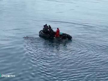 Así es Bárbara Hernández, la 'sirena del hielo' capaz de nadar en la Antártida sin ninguna protección Así es Bárbara Hernández, la 'sirena del hielo' capaz de nadar en la Antártida sin ninguna protección