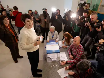 Ana Pontón vota en las Elecciones Galicia 2024 Ana Pontón vota en las Elecciones Galicia 2024