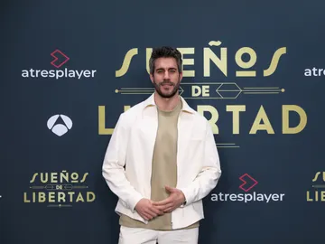 Dani Tatay sobre su personaje en Sueños de libertad: "Andrés va a dar color a la serie con su alegría y su sonrisa" Dani Tatay sobre su personaje en Sueños de libertad: "Andrés va a dar color a la serie con su alegría y su sonrisa"