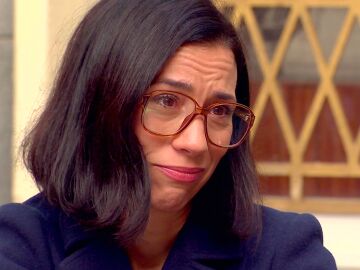 El fin de una etapa: Manolita decide vender su supermercado para pagar la multa de Lola