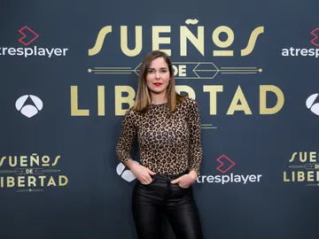Natalia Sánchez habla sobre su personaje, Begoña Montes, en Sueños de libertad: "Confío en que pueda servir como espejo para todas las personas" Natalia Sánchez habla sobre su personaje, Begoña Montes, en Sueños de libertad: "Confío en que pueda servir como espejo para todas las personas"