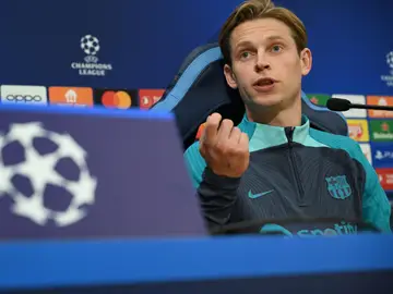 Frenkie de Jong comparece en rueda de prensa Frenkie de Jong comparece en rueda de prensa