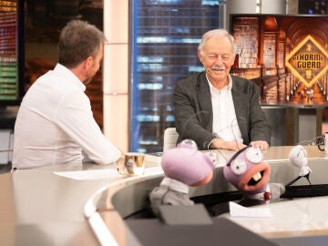 &iquest;Cu&aacute;nto dinero gana con cada libro? Eduardo Mendoza responde a la pregunta m&aacute;s comprometida de las Hormigas