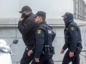 Koldo García, a su salida de la Audiencia Nacional Koldo García, a su salida de la Audiencia Nacional