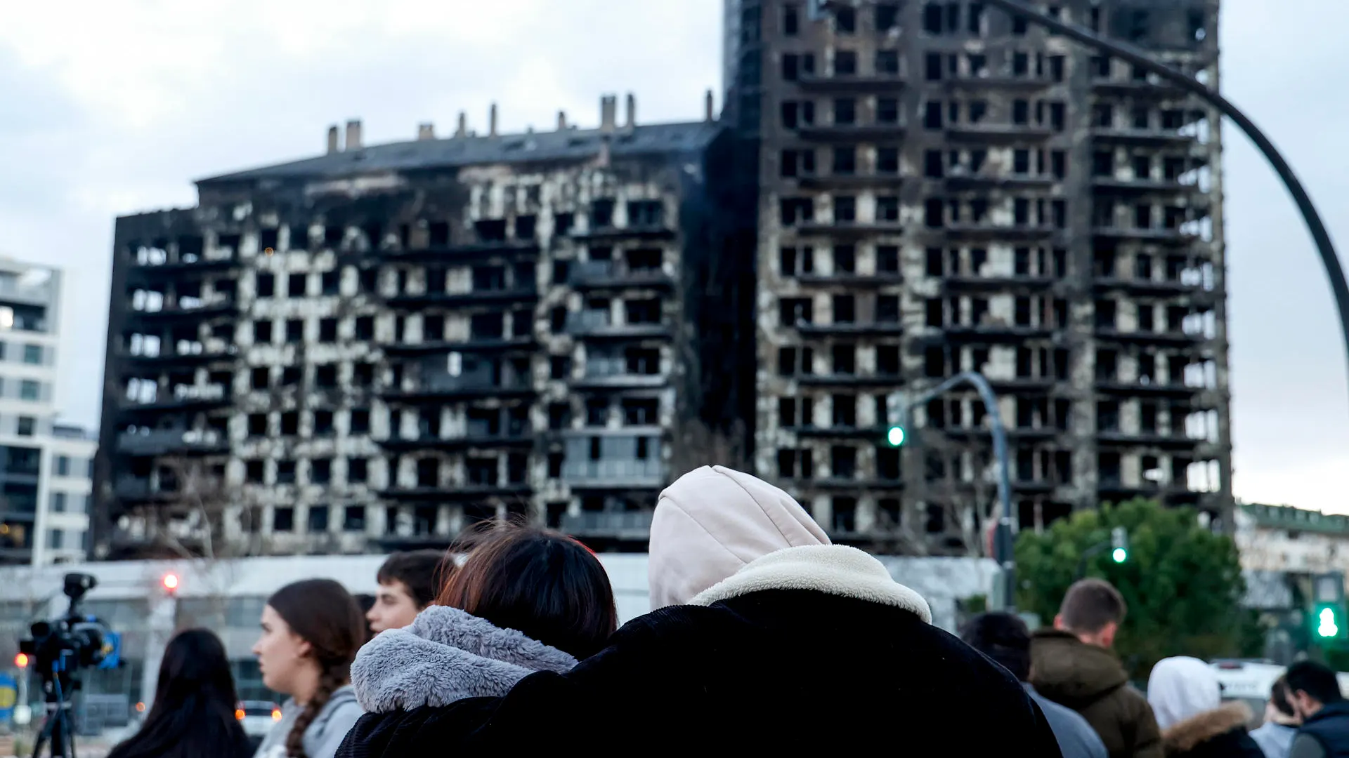 Edificio incendiado en Valencia Edificio incendiado en Valencia