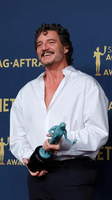 Pedro Pascal, ganador del SAG Award a Mejor actor en serie de drama Pedro Pascal, ganador del SAG Award a Mejor actor en serie de drama