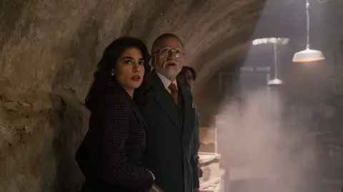 Jesús discute con su padre y a los minutos este tiene un accidente: ¡Hay un derrumbe en la fábrica! Jesús discute con su padre y a los minutos este tiene un accidente: ¡Hay un derrumbe en la fábrica!